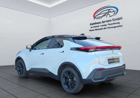 Toyota C-HR, 2025 3