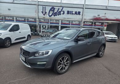 Volvo V60 Cross Country, 2018