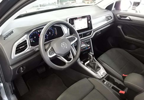Volkswagen T-Roc, 2024 3