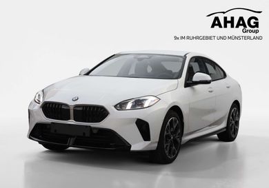 BMW 216, 2025