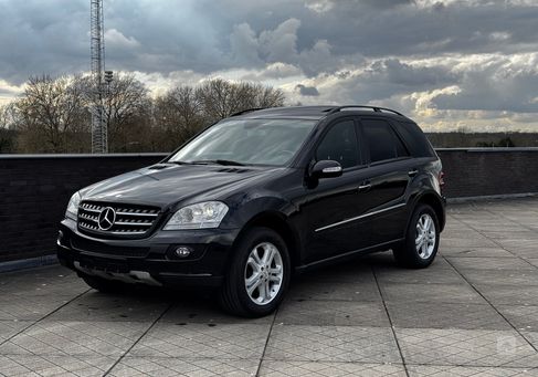 Mercedes-Benz ML 500, 2006