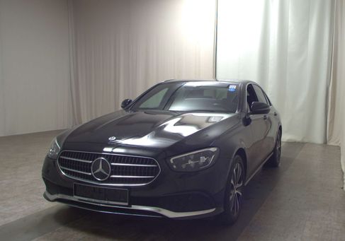 Mercedes-Benz E 300, 2022 2