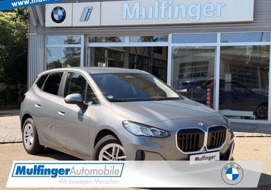 BMW 216, 2023