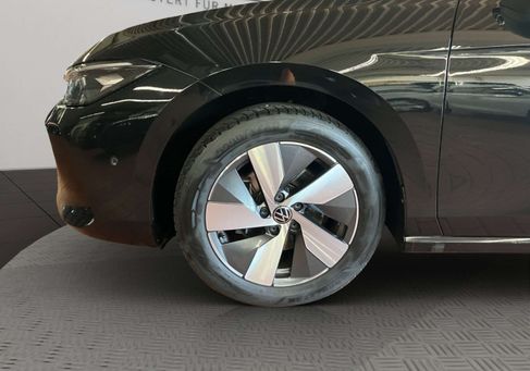 Volkswagen Passat Variant, 2024 3
