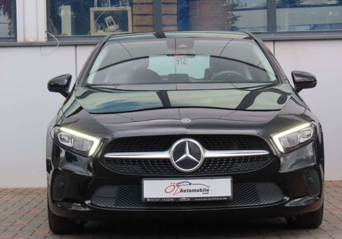 Mercedes-Benz A 180, 2023