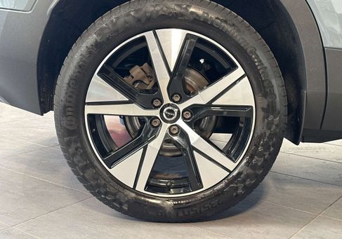 Volvo XC40, 2022 3