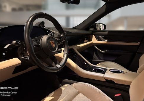 Porsche Taycan, 2022