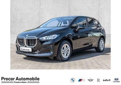 BMW 216, 2023
