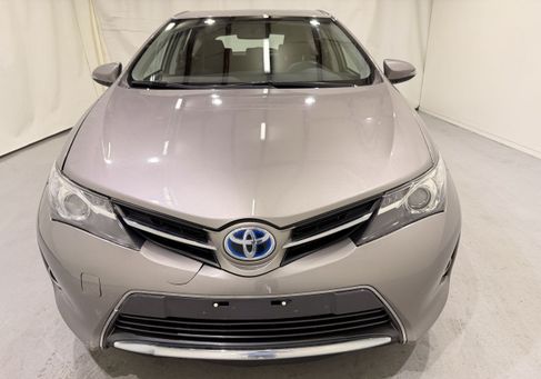 Toyota Auris, 2014