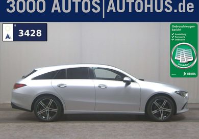 Mercedes-Benz CLA 200, 2022