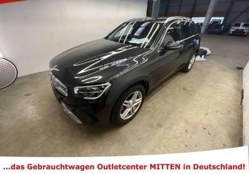 Mercedes-Benz GLC 200, 2021