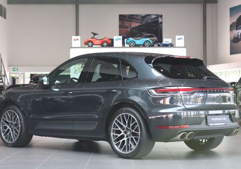 Porsche Macan, 2021