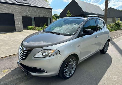 Lancia Ypsilon, 2011