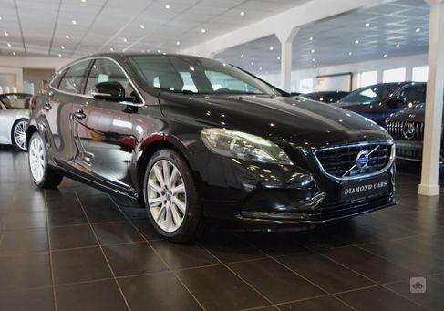 Volvo V40, 2014