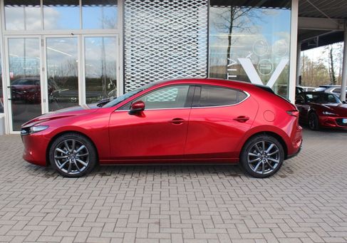 Mazda 3, 2025