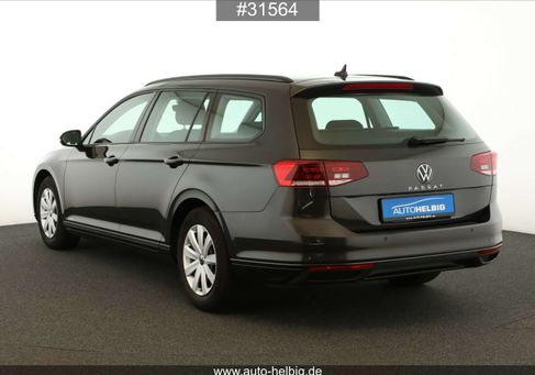 Volkswagen Passat Variant, 2023 3
