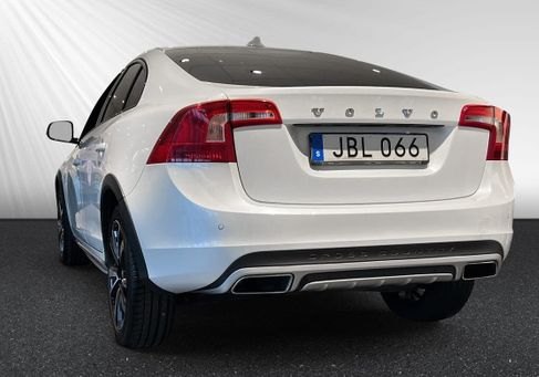 Volvo S60 Cross Country, 2016