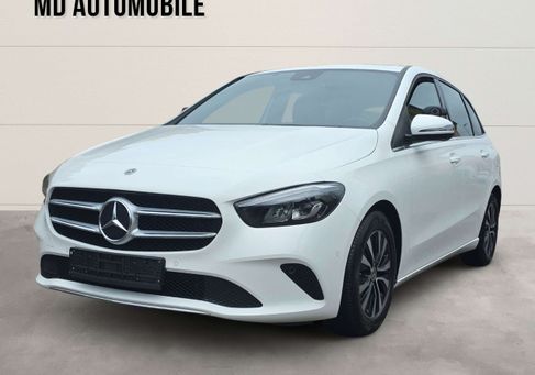 Mercedes-Benz B 180, 2021