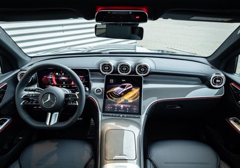 Mercedes-Benz GLC 300, 2026