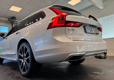 Volvo V90 Cross Country, 2019