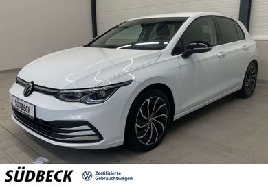 Volkswagen Golf, 2022