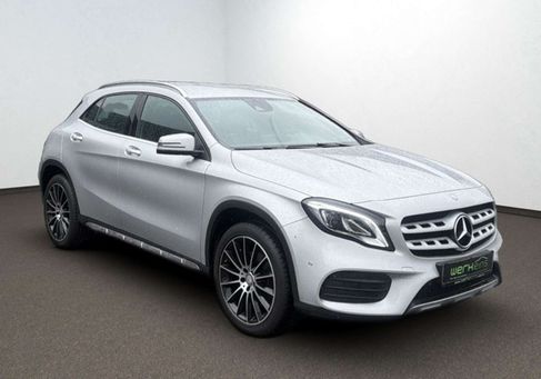 Mercedes-Benz GLA 220, 2017
