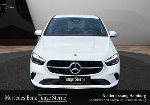 Mercedes-Benz B 200, 2026