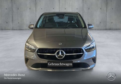 Mercedes-Benz B 180, 2023