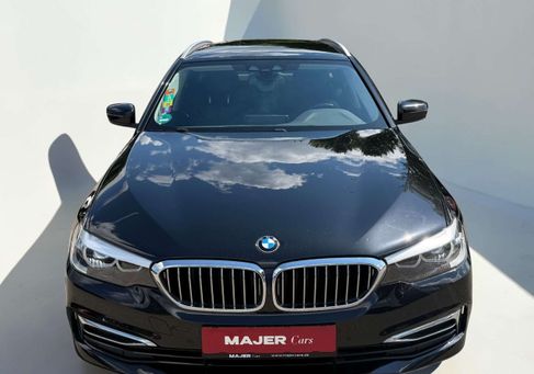 BMW 520, 2018 3