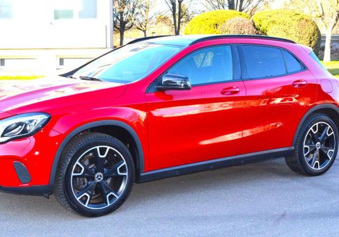 Mercedes-Benz GLA 220, 2020