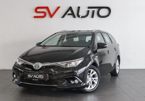 Toyota Auris Touring Sports, 2016