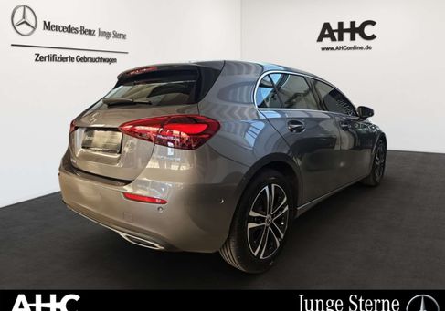 Mercedes-Benz A 200, 2025