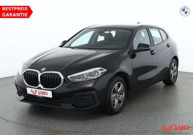 BMW 118, 2022