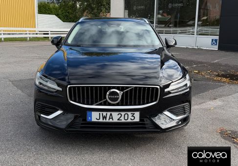 Volvo V60, 2023 3