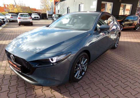 Mazda 3, 2023