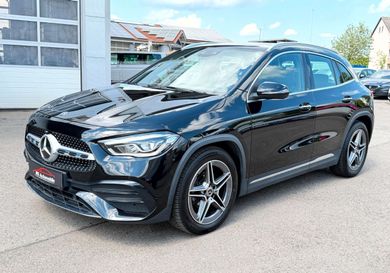 Mercedes-Benz GLA 180, 2022