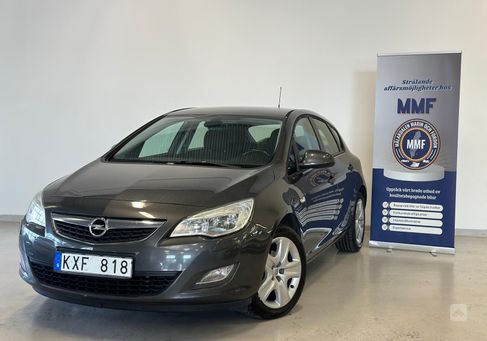 Opel Astra, 2010