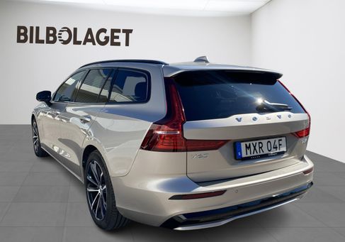 Volvo V60, 2025