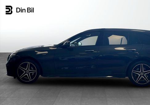 Mercedes-Benz C 300, 2022