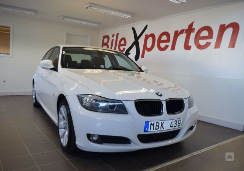 BMW 318, 2012