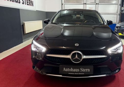 Mercedes-Benz CLA 220, 2022