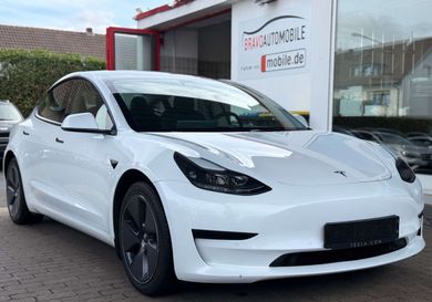 Tesla Model 3, 2021