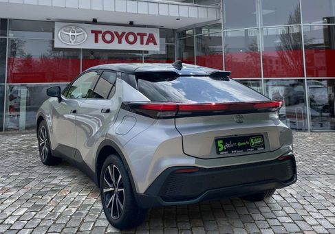 Toyota C-HR, 2023