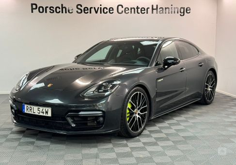 Porsche Panamera, 2021