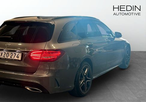 Mercedes-Benz C 300, 2021