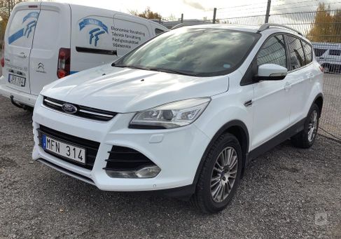 Ford Kuga, 2013