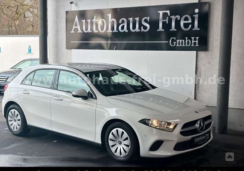 Mercedes-Benz A 180, 2021