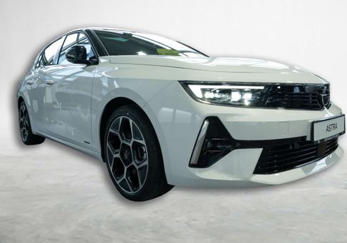 Opel Astra, 2022 2