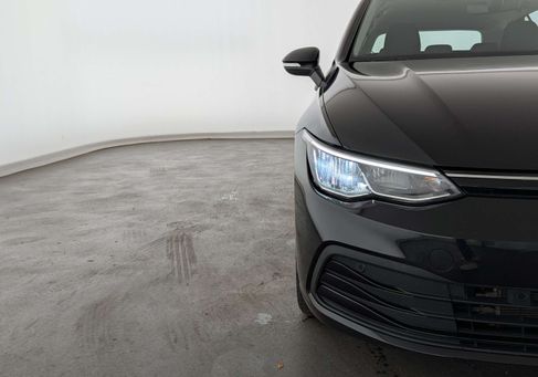 Volkswagen Golf, 2024 3