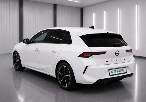 Opel Astra, 2024